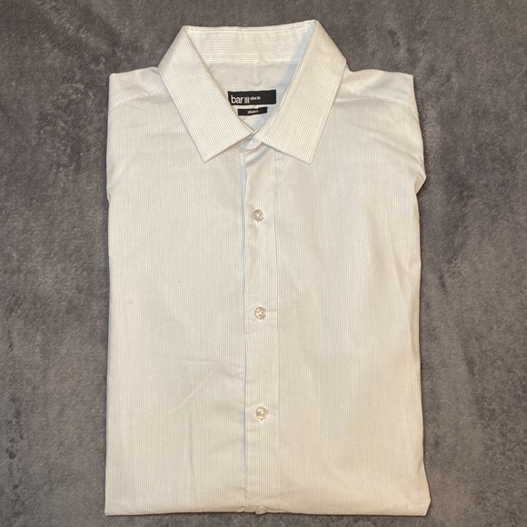 Bar III Other - Men’s Bar III Slim Fit White Striped Dress Shirt (Medium 32-33 ; Size 15 neck)